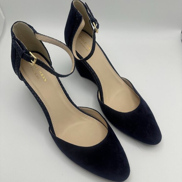 NEW Cole Haan Lara Ankle Strap Pump Womens Size 8.5 Marine Blue Suede Wedge - Picture 4 of 8